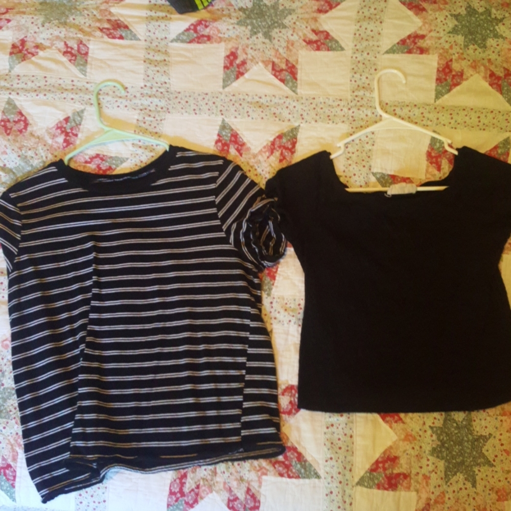 2 Super soft cropped shirts!
